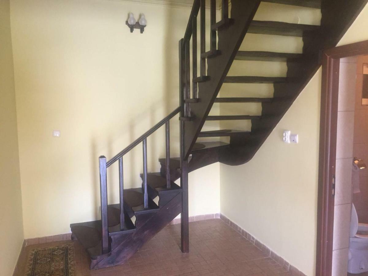 Casa Albert Valea Avrigului Esterno foto