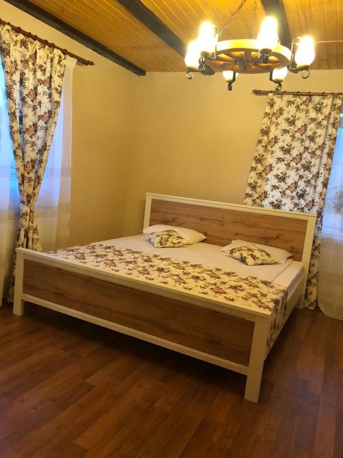 Casa Albert Valea Avrigului Esterno foto
