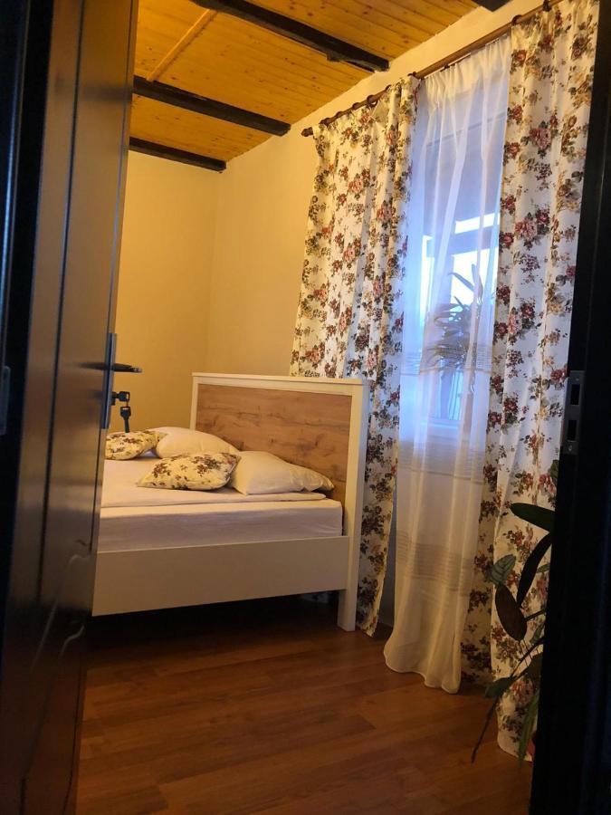 Casa Albert Valea Avrigului Esterno foto